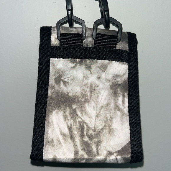 NWOT Tie-Dye Double Snap Lanyard Pocket Wallet / Card & Key Holder - Picture 3 of 5